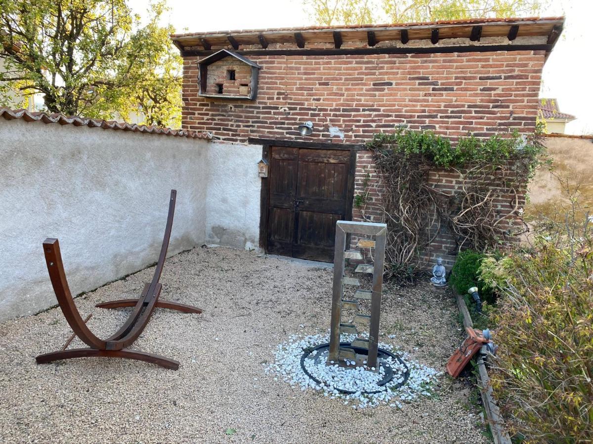 Bed and Breakfast La Tonnellerie Montbrison Exterior foto